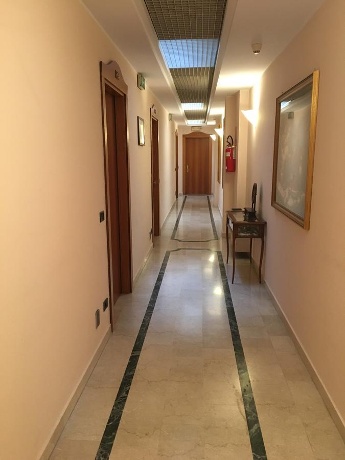 Hotel Alla Busa Noventa Vicentina Exteriör bild